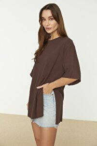 CD T-Shirt - Brown - Asymmetrical