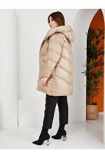 CD Jacket - Beige - Figure Hugging - Image 4