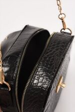 CD Shoulder Bag - Black - Image 5